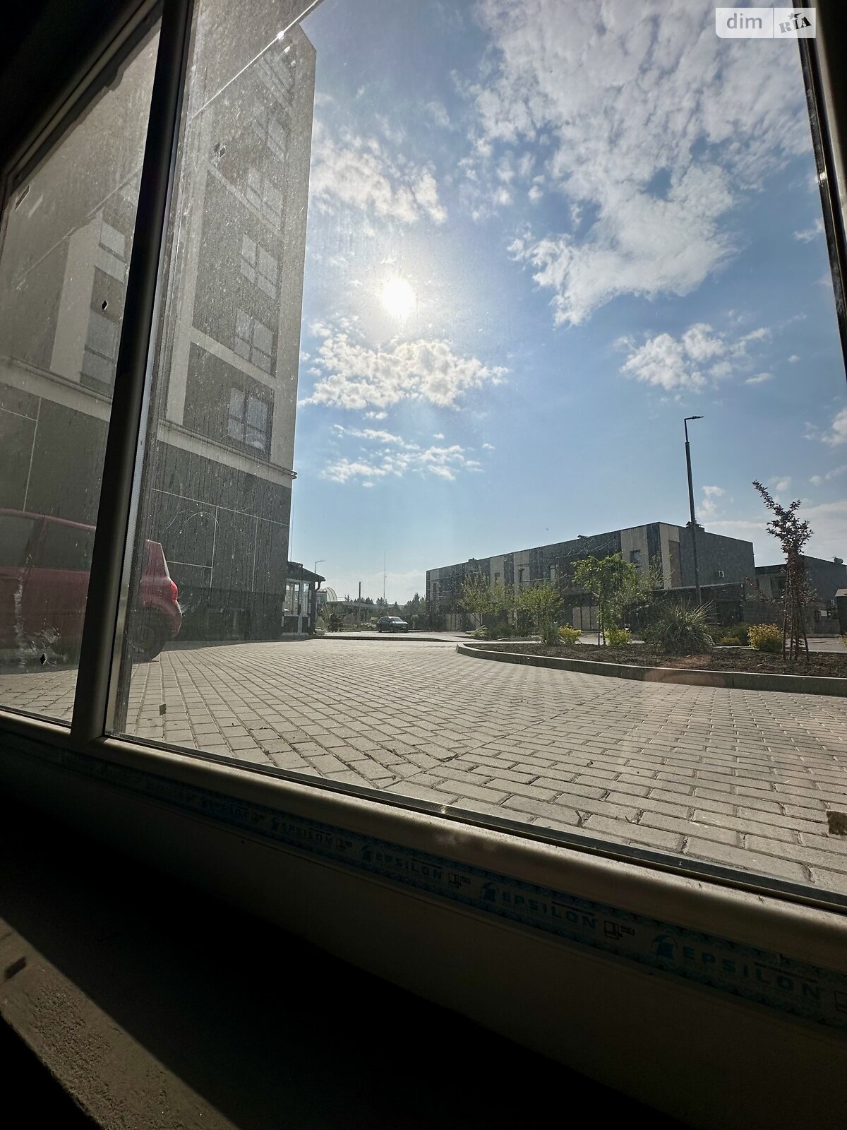 Комерційне приміщення в Рівному, продаж по Чорновола В’ячеслава вулиця 94Г, район Басів Кут, ціна: 265 860 доларів за об’єкт фото 1 Комерційне приміщення в Рівному, продаж по Чорновола В’ячеслава вулиця 94Г, район Басів Кут, ціна: 265 860 доларів за об’єкт фото 1