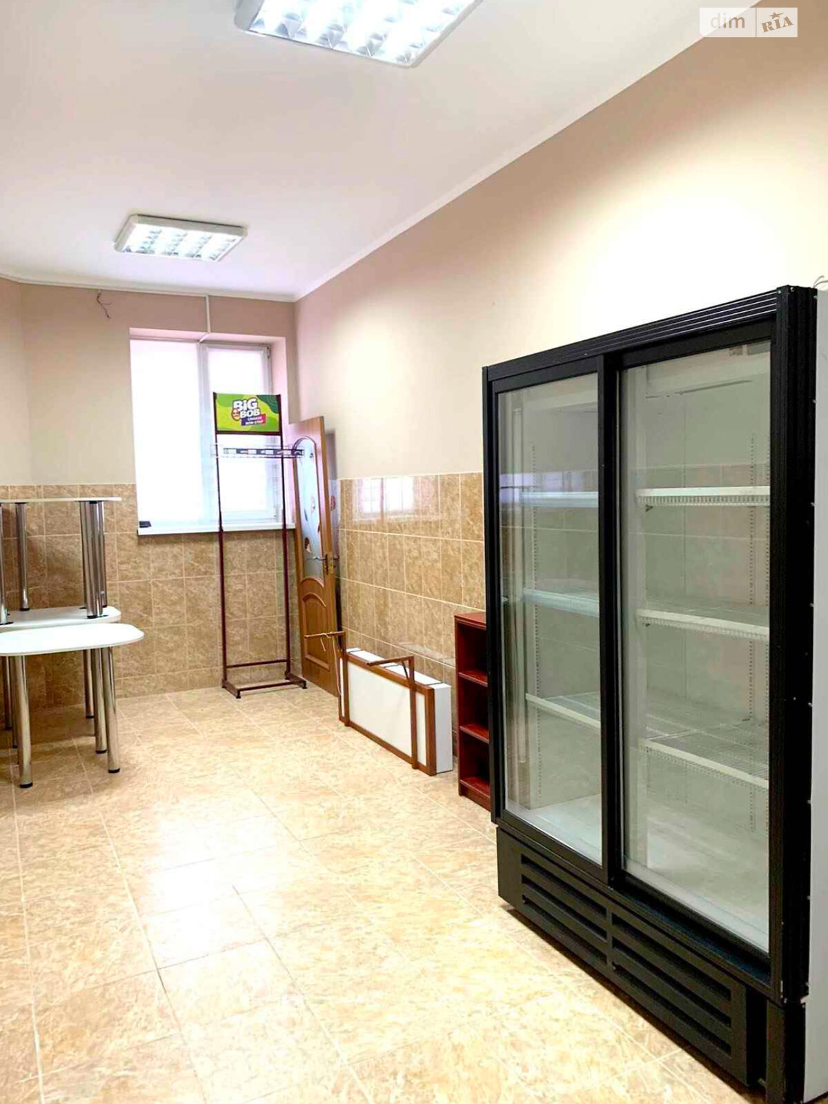 Комерційне приміщення в Рівному, продаж по Гайдамацька вулиця 47, район Чайка, ціна: 39 800 доларів за об’єкт фото 1
