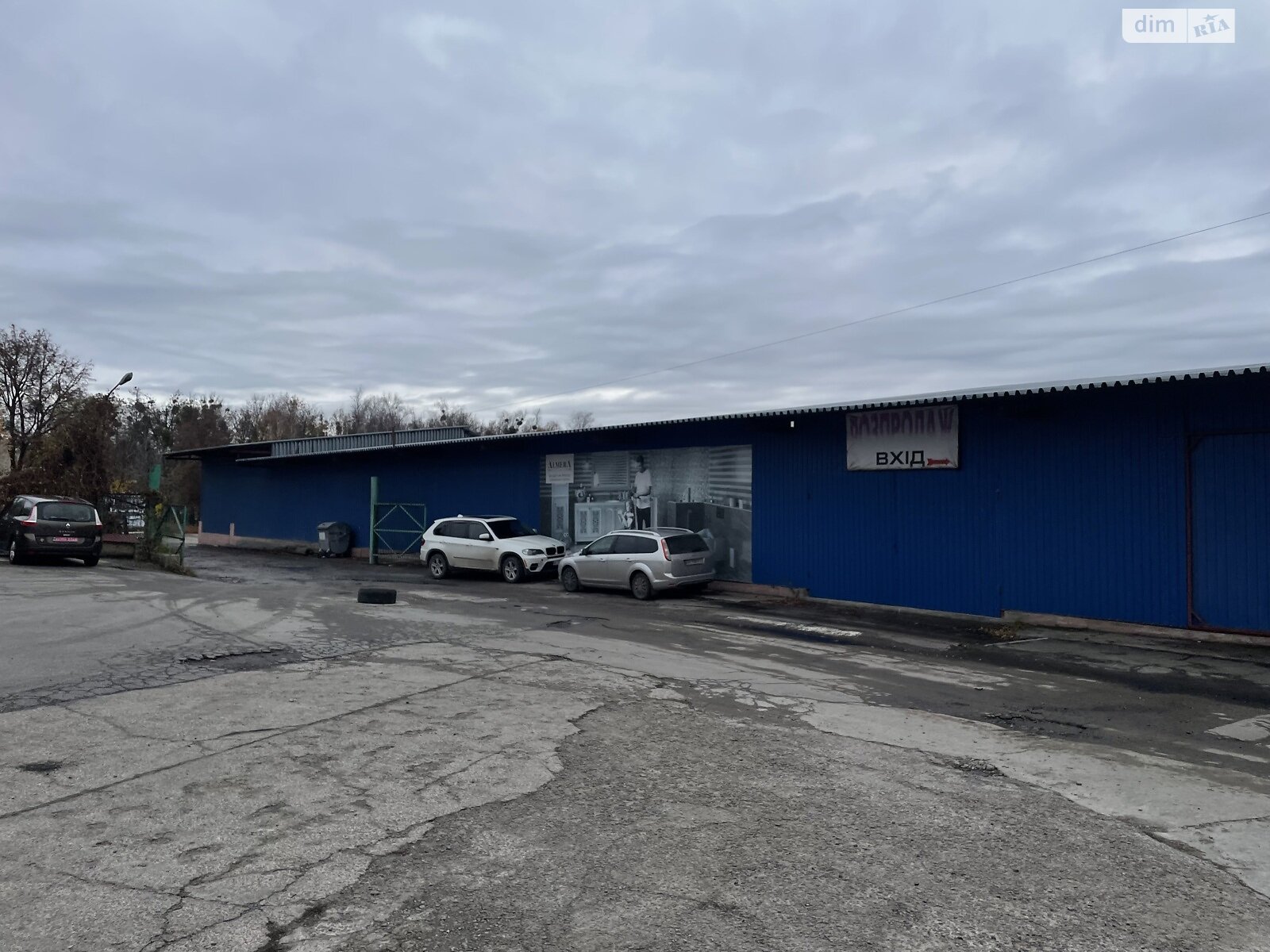 Комерційне приміщення в Рівному, продаж по Сірка Івана вулиця, район Чайка, ціна: 325 000 доларів за об’єкт фото 1 Комерційне приміщення в Рівному, продаж по Сірка Івана вулиця, район Чайка, ціна: 325 000 доларів за об’єкт фото 1