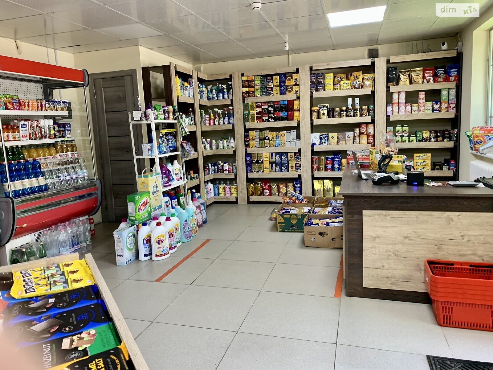 Комерційне приміщення в Рівному, продаж по Генерала Безручка проспект 14, район Дозорцева, ціна: 69 500 доларів за об’єкт фото 1 Комерційне приміщення в Рівному, продаж по Генерала Безручка проспект 14, район Дозорцева, ціна: 69 500 доларів за об’єкт фото 1