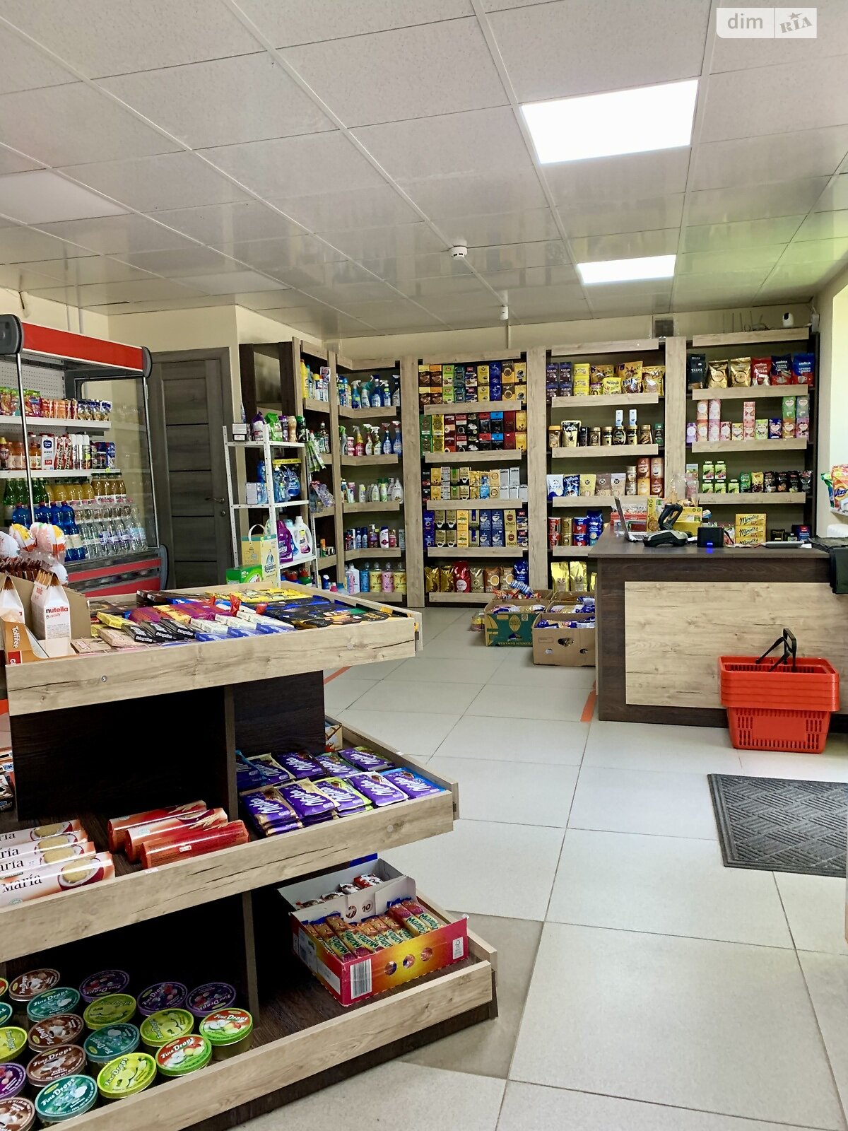Комерційне приміщення в Рівному, продаж по Генерала Безручка проспект 14, район Дозорцева, ціна: 69 500 доларів за об’єкт фото 1 Комерційне приміщення в Рівному, продаж по Генерала Безручка проспект 14, район Дозорцева, ціна: 69 500 доларів за об’єкт фото 1