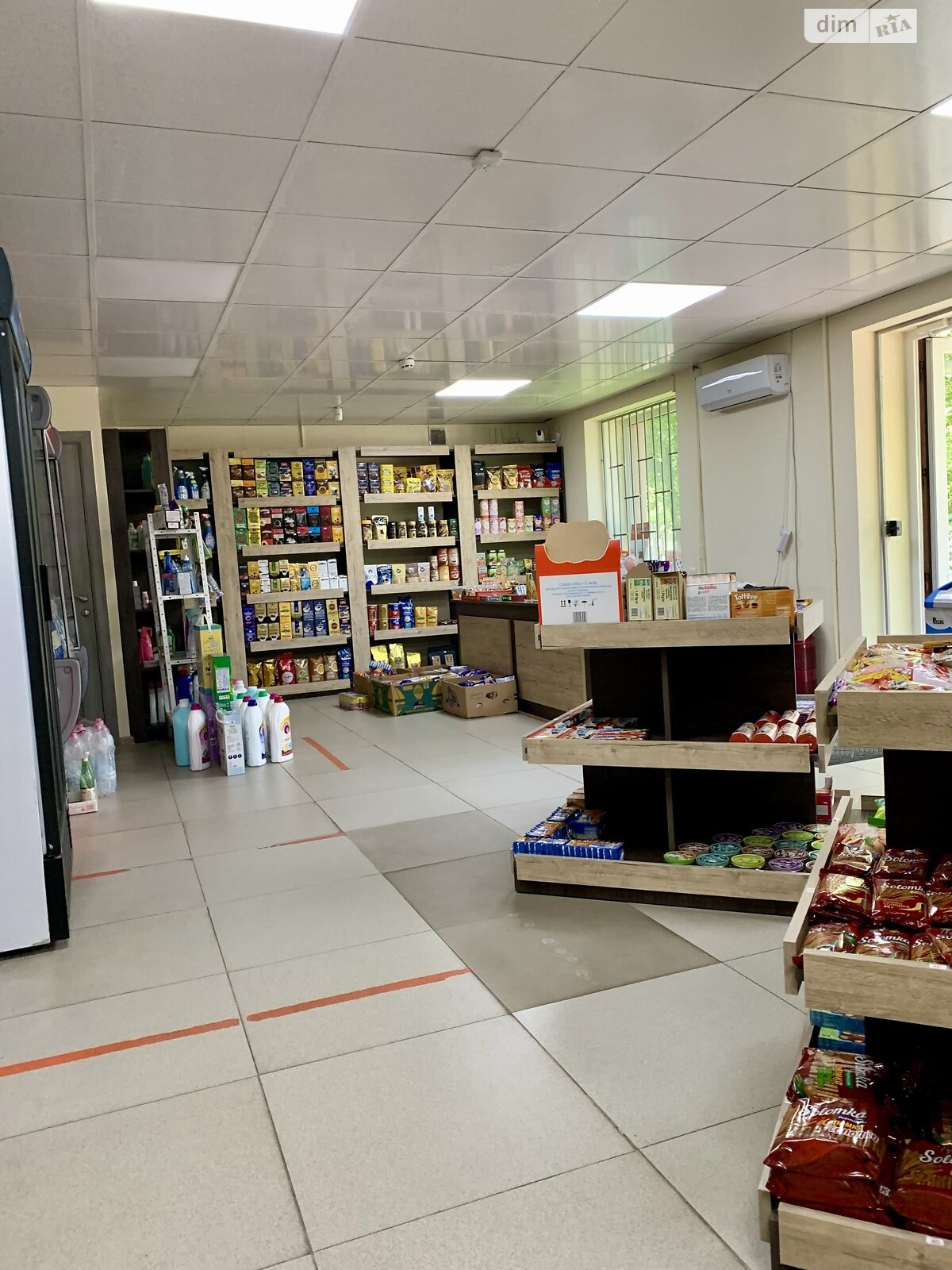 Комерційне приміщення в Рівному, продаж по Генерала Безручка проспект 14, район Дозорцева, ціна: 69 500 доларів за об’єкт фото 1 Комерційне приміщення в Рівному, продаж по Генерала Безручка проспект 14, район Дозорцева, ціна: 69 500 доларів за об’єкт фото 1