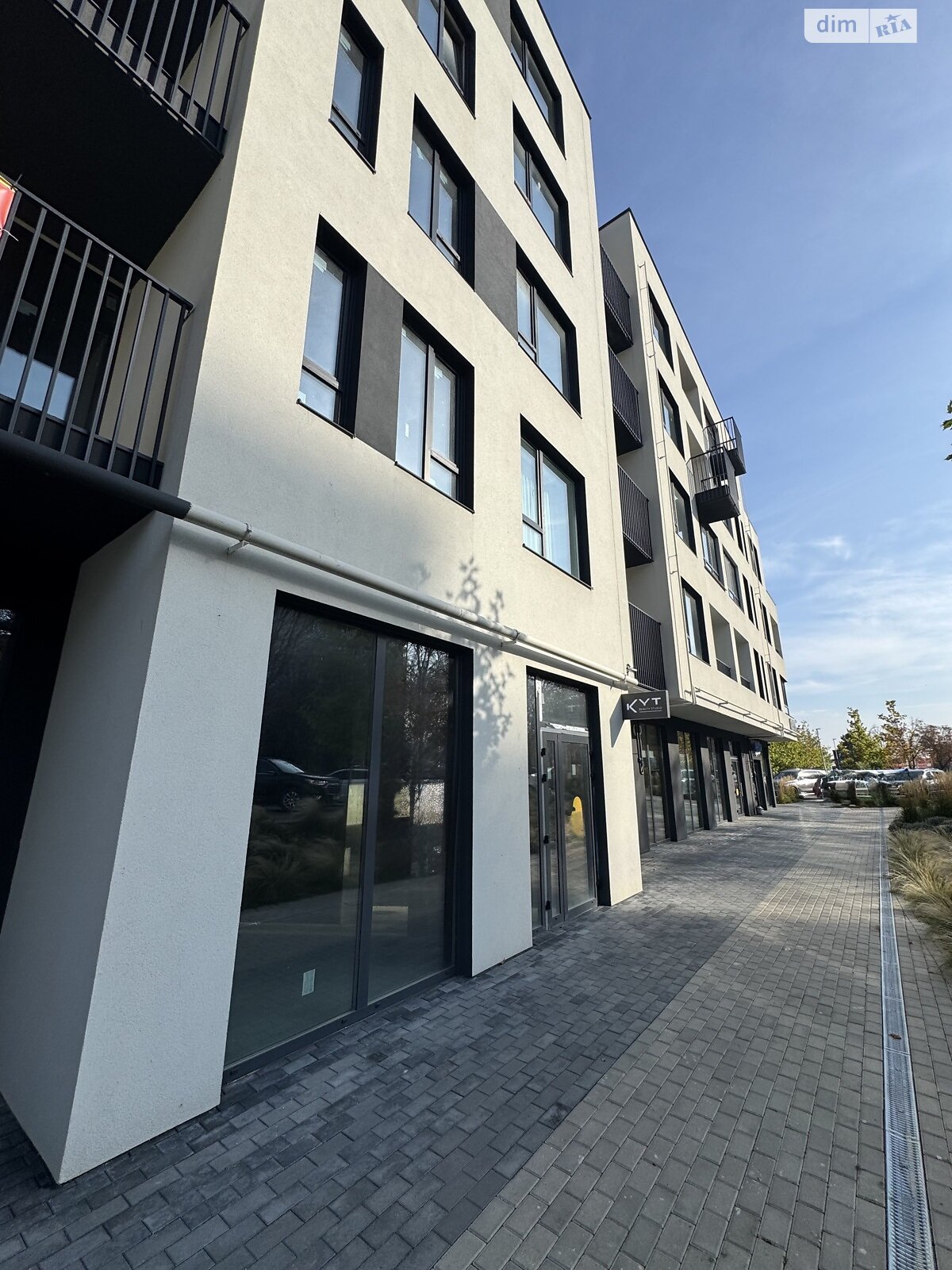 Комерційне приміщення в Рівному, продаж по Льонокомбінатівська вулиця 4, район Дозорцева, ціна: 300 000 доларів за об’єкт фото 1