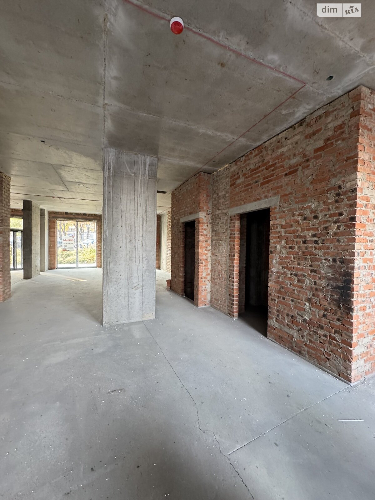 Комерційне приміщення в Рівному, продаж по Льонокомбінатівська вулиця 4, район Дозорцева, ціна: 300 000 доларів за об’єкт фото 1