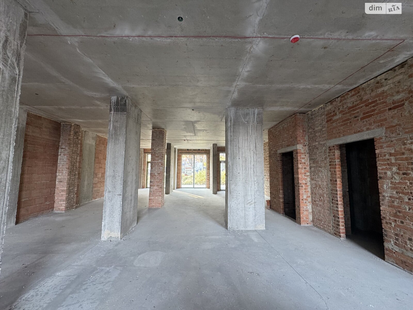 Комерційне приміщення в Рівному, продаж по Льонокомбінатівська вулиця 4, район Дозорцева, ціна: 300 000 доларів за об’єкт фото 1