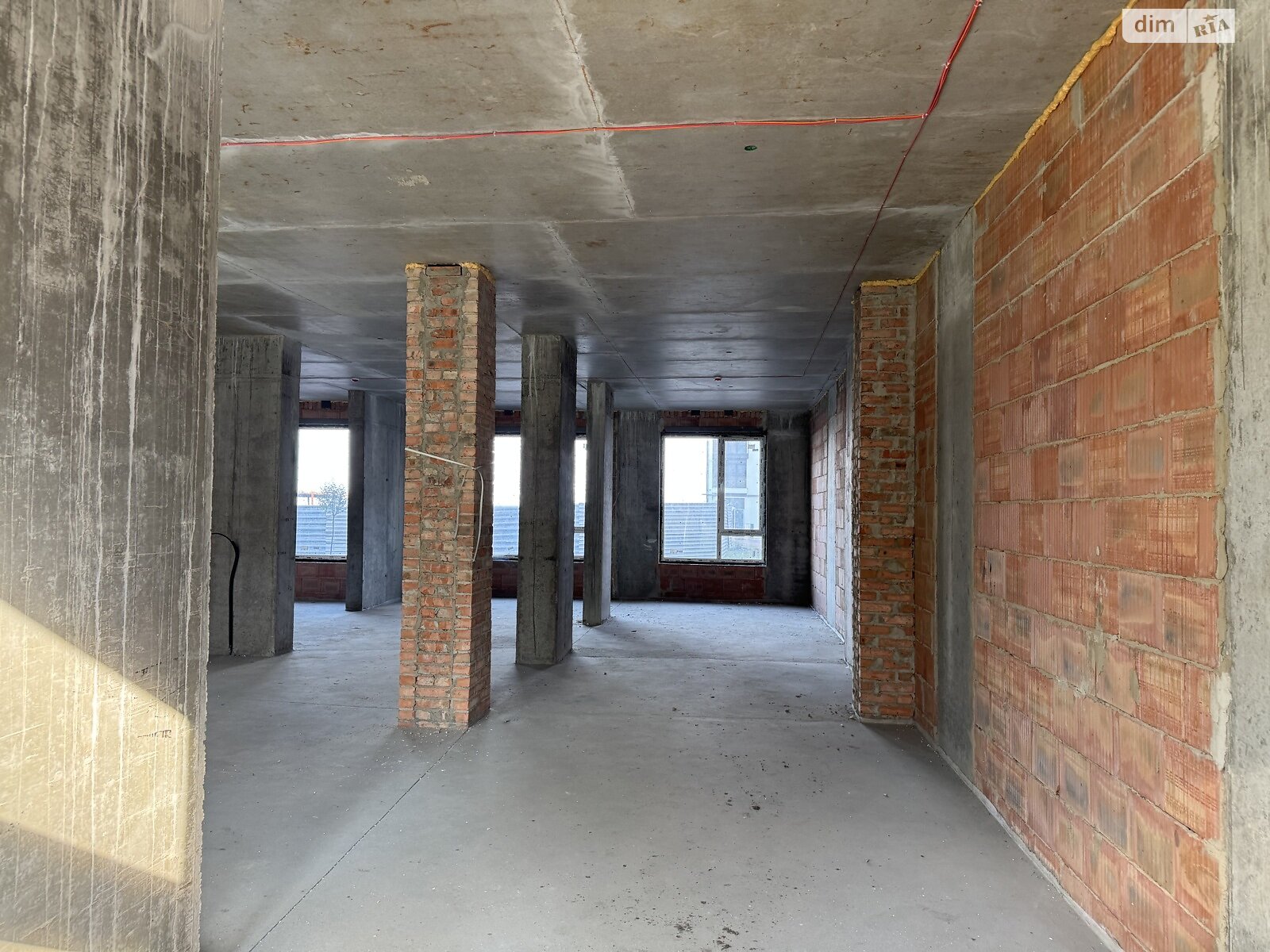 Комерційне приміщення в Рівному, продаж по Льонокомбінатівська вулиця 4, район Дозорцева, ціна: 300 000 доларів за об’єкт фото 1