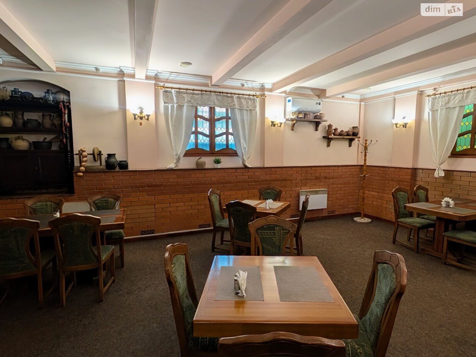 Комерційне приміщення в Рівному, продаж по Василя Червонія (Гагаріна) вулиця 45, район Дозорцева, ціна: 155 000 доларів за об’єкт фото 1