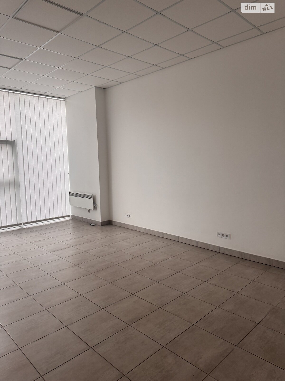 Коммерческое помещение в Ровно, продажа по Защитников Мариуполя (Костромская) улица 47, район Мелроуз, цена: 350 000 долларов за объект фото 1 Коммерческое помещение в Ровно, продажа по Защитников Мариуполя (Костромская) улица 47, район Мелроуз, цена: 350 000 долларов за объект фото 1