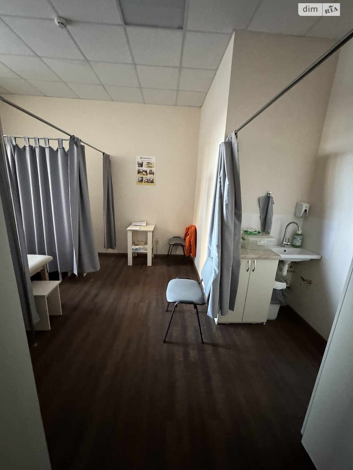 Коммерческое помещение в Ровно, Степана Демьянчука улица, цена: продажи 204 000 долларов за объект фото 1 Коммерческое помещение в Ровно, Степана Демьянчука улица, цена продажи: 204 000 долларов за объект фото 1