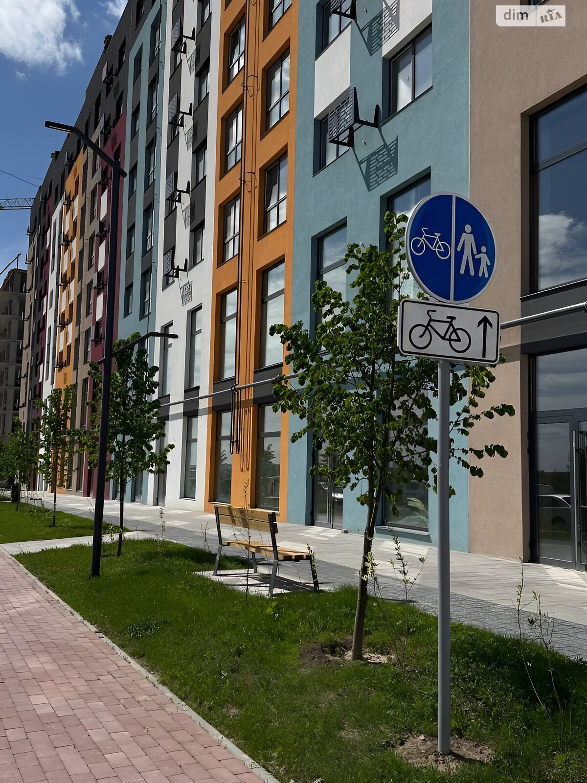 Комерційне приміщення в Рівному, Студентська вулиця, ціна продажу: 2 000 доларів за об’єкт фото 1 Комерційне приміщення в Рівному, Студентська вулиця, ціна продажу: 2 000 доларів за об’єкт фото 1
