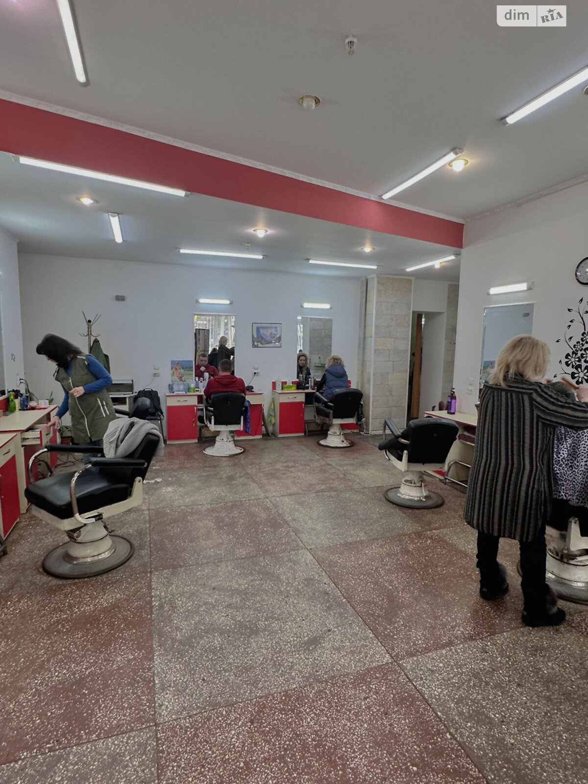 Комерційне приміщення в Рівному, продаж по Соборна вулиця 38, район Центр, ціна: 178 000 доларів за об’єкт фото 1 Комерційне приміщення в Рівному, продаж по Соборна вулиця 38, район Центр, ціна: 178 000 доларів за об’єкт фото 1