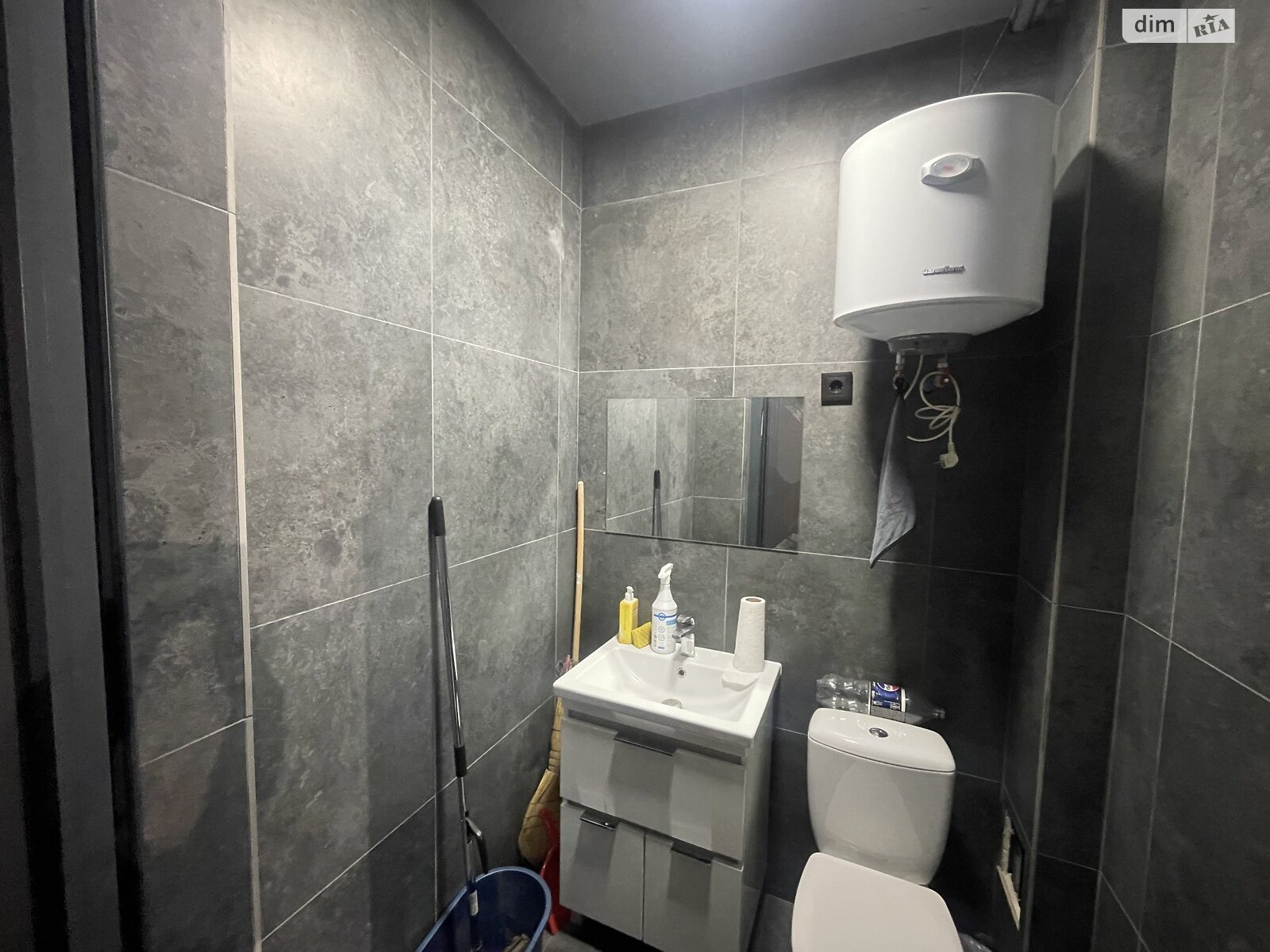 Коммерческое помещение в Ровно, продажа по Соборная улица, район Центр, цена: 130 000 долларов за объект фото 1