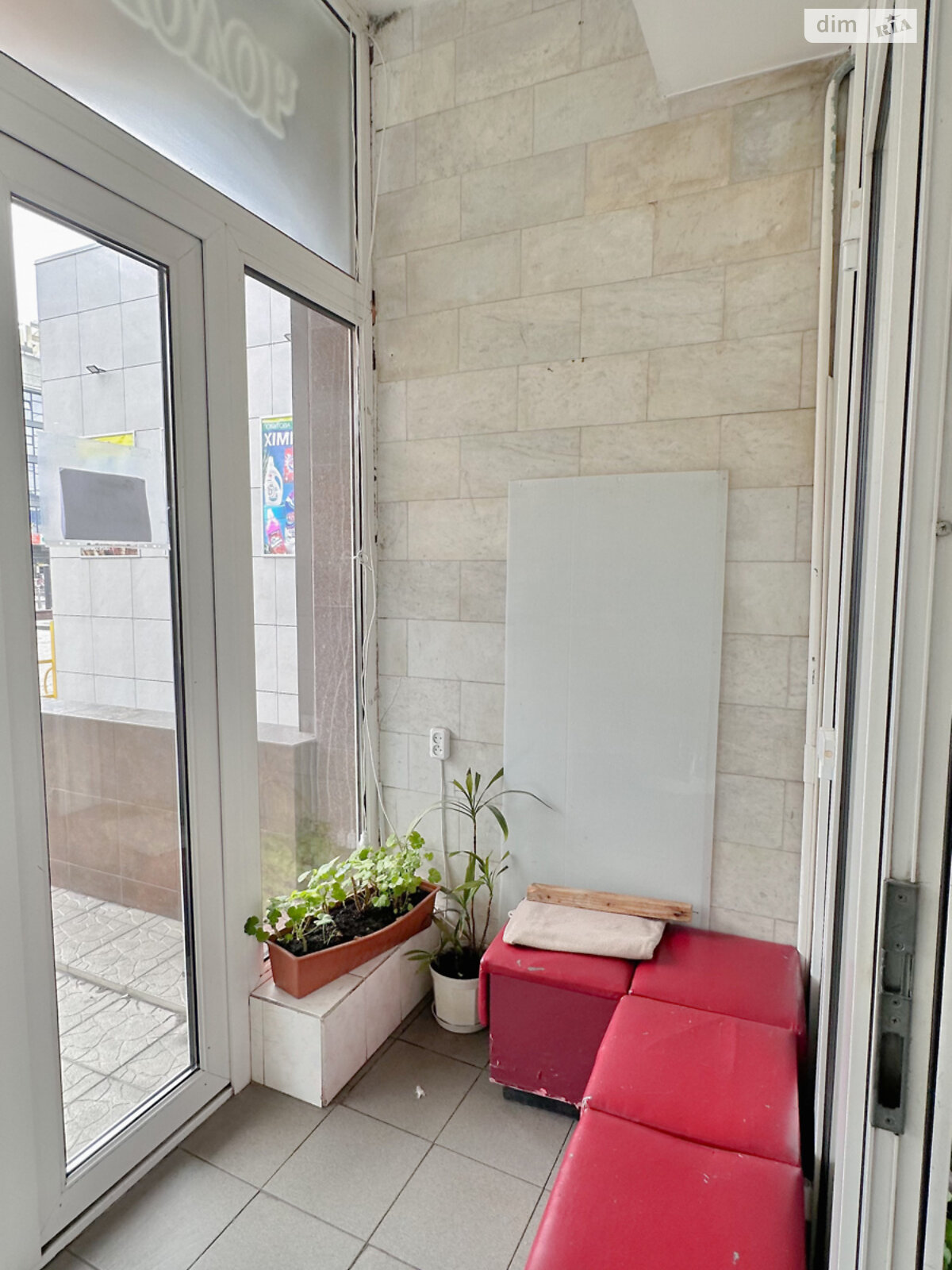 Коммерческое помещение в Ровно, продажа по Соборная улица 38, район Центр, цена: 178 000 долларов за объект фото 1