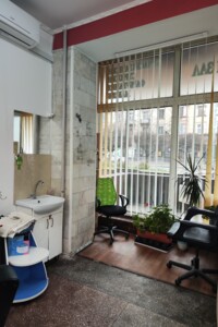 Коммерческое помещение в Ровно, продажа по Соборная улица, район Центр, цена: 178 000 долларов за объект фото 2