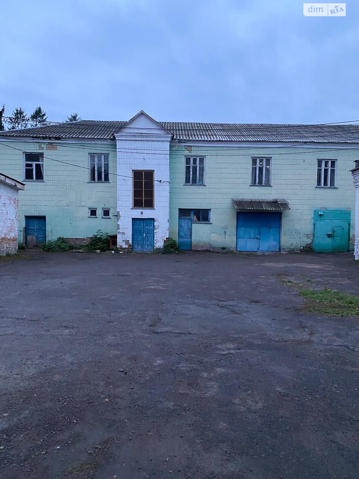 Коммерческое помещение в Ровно, продажа по Степана Бандеры улица 30А, район Центр, цена: 238 700 долларов за объект фото 1 Коммерческое помещение в Ровно, продажа по Степана Бандеры улица 30А, район Центр, цена: 238 700 долларов за объект фото 1