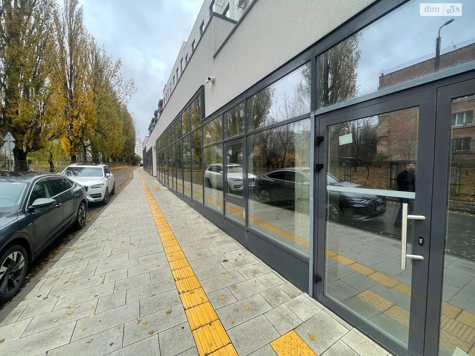 Коммерческое помещение в Ровно, продажа по Королева улица 9Б, район Ювилейный, цена: 195 000 долларов за объект фото 1