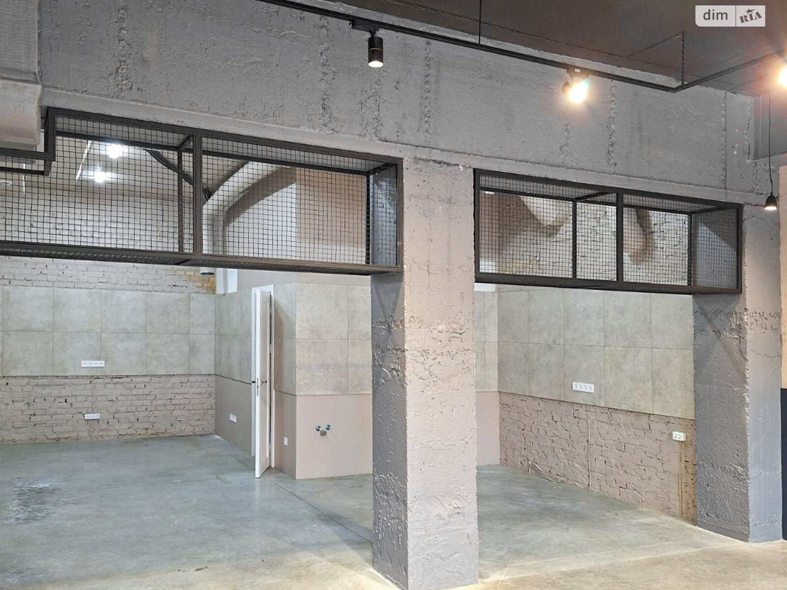 Коммерческое помещение в Ровно, продажа по Королева улица 9В, район Ювилейный, цена: 88 000 долларов за объект фото 1