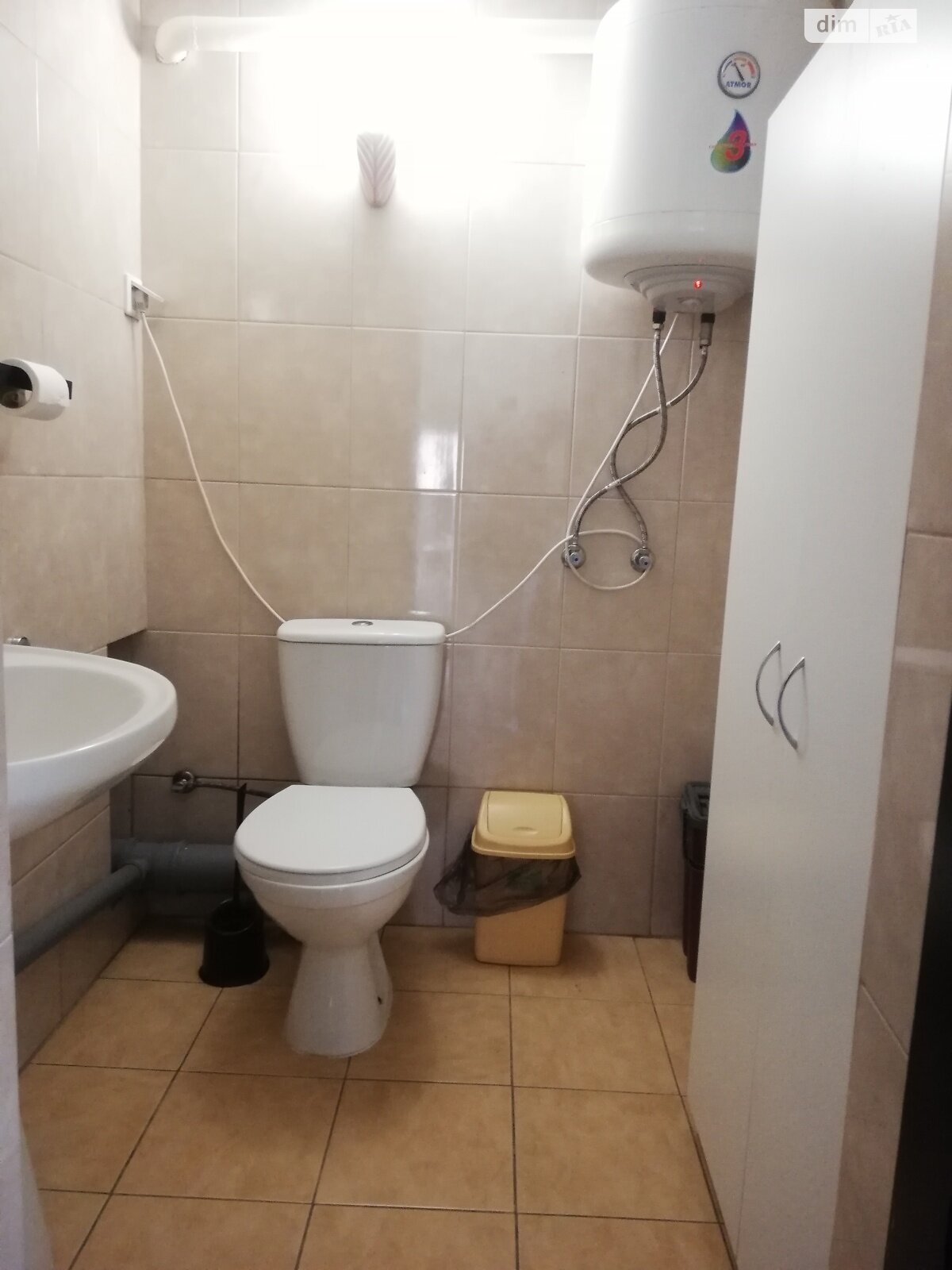 Коммерческое помещение в Ровно, продажа по Соборная улица, район Ювилейный, цена: 70 000 долларов за объект фото 1