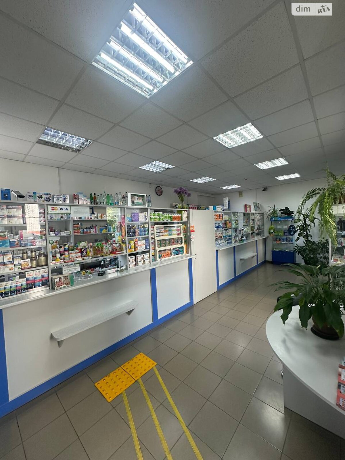 Комерційне приміщення в Рівному, продаж по Вербова вулиця 41Ж, район Ювілейний, ціна: 180 000 доларів за об’єкт фото 1 Комерційне приміщення в Рівному, продаж по Вербова вулиця 41Ж, район Ювілейний, ціна: 180 000 доларів за об’єкт фото 1
