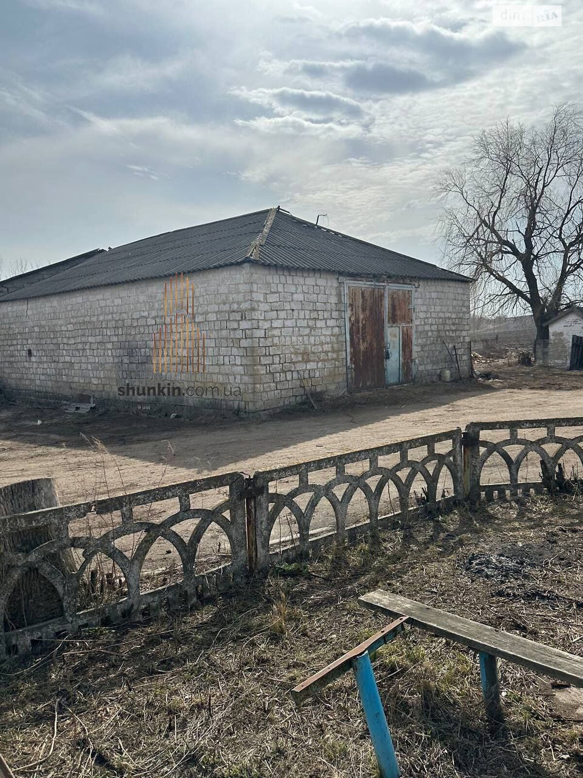 Комерційне приміщення в Шевченківському, Вулиця Молодіжна, ціна продажу: 31 000 доларів за об’єкт фото 1 Комерційне приміщення в Шевченківському, Вулиця Молодіжна, ціна продажу: 31 000 доларів за об’єкт фото 1