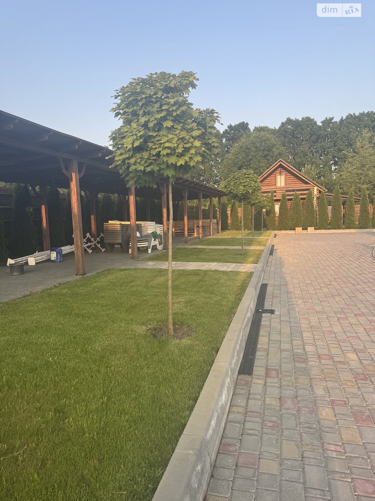 Коммерческое помещение в Широкой Гребле, Школьная улица, цена: продажи 610 000 долларов за объект фото 1 Коммерческое помещение в Широкой Гребле, Школьная улица, цена продажи: 610 000 долларов за объект фото 1