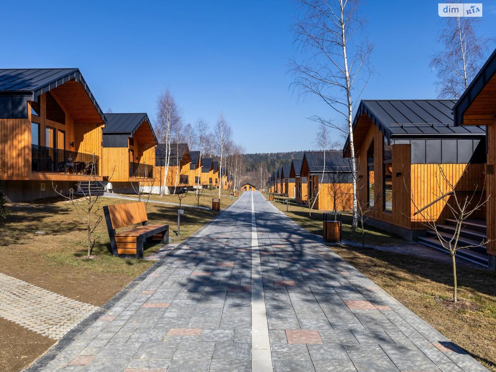 Коммерческое помещение в Сходнице, Бориславская улица, цена: продажи 117 000 долларов за объект фото 1 Коммерческое помещение в Сходнице, Бориславская улица, цена продажи: 117 000 долларов за объект фото 1