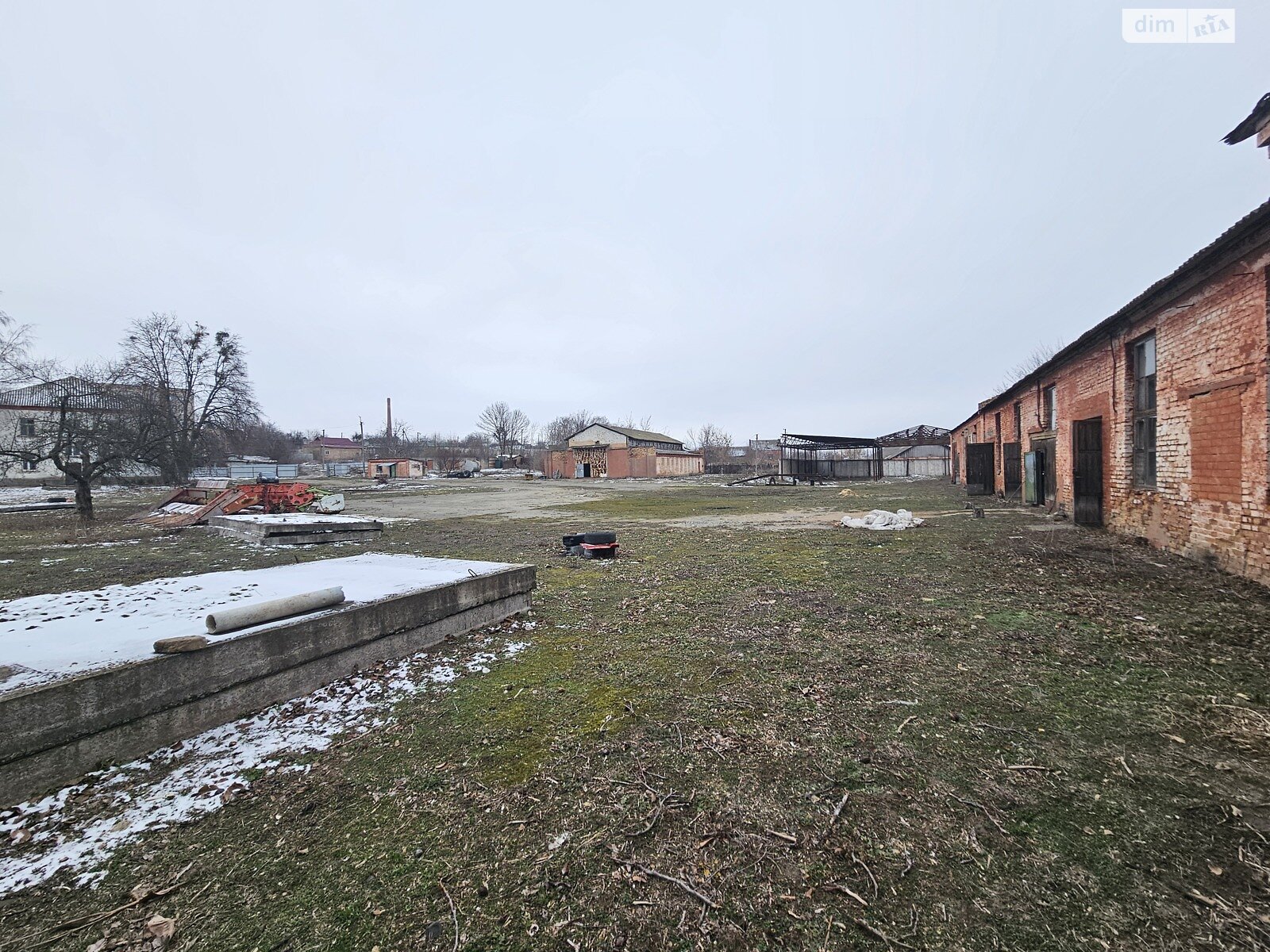 Коммерческое помещение в Шполе, продажа по Соборная (Ленина) улица 128, район Шпола, цена: 105 000 долларов за объект фото 1 Коммерческое помещение в Шполе, продажа по Соборная (Ленина) улица 128, район Шпола, цена: 105 000 долларов за объект фото 1