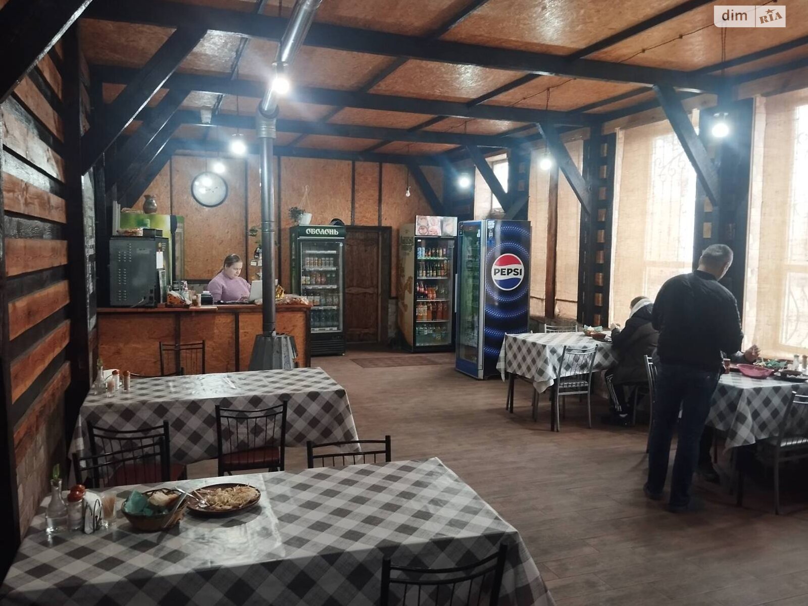 Комерційне приміщення в Спаське, Центральна вулиця, ціна продажу: 60 000 доларів за об’єкт фото 1 Комерційне приміщення в Спаське, Центральна вулиця, ціна продажу: 60 000 доларів за об’єкт фото 1