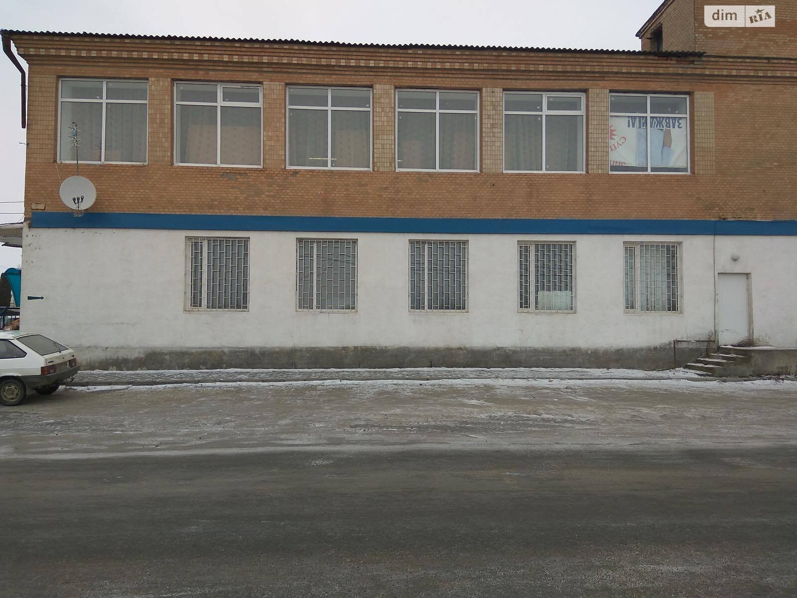 Комерційне приміщення в Старій Синяві, продаж по Лівобережна (Ватутіна) вулиця 26, район Стара Синява, ціна: 120 000 доларів за об’єкт фото 1 Комерційне приміщення в Старій Синяві, продаж по Лівобережна (Ватутіна) вулиця 26, район Стара Синява, ціна: 120 000 доларів за об’єкт фото 1