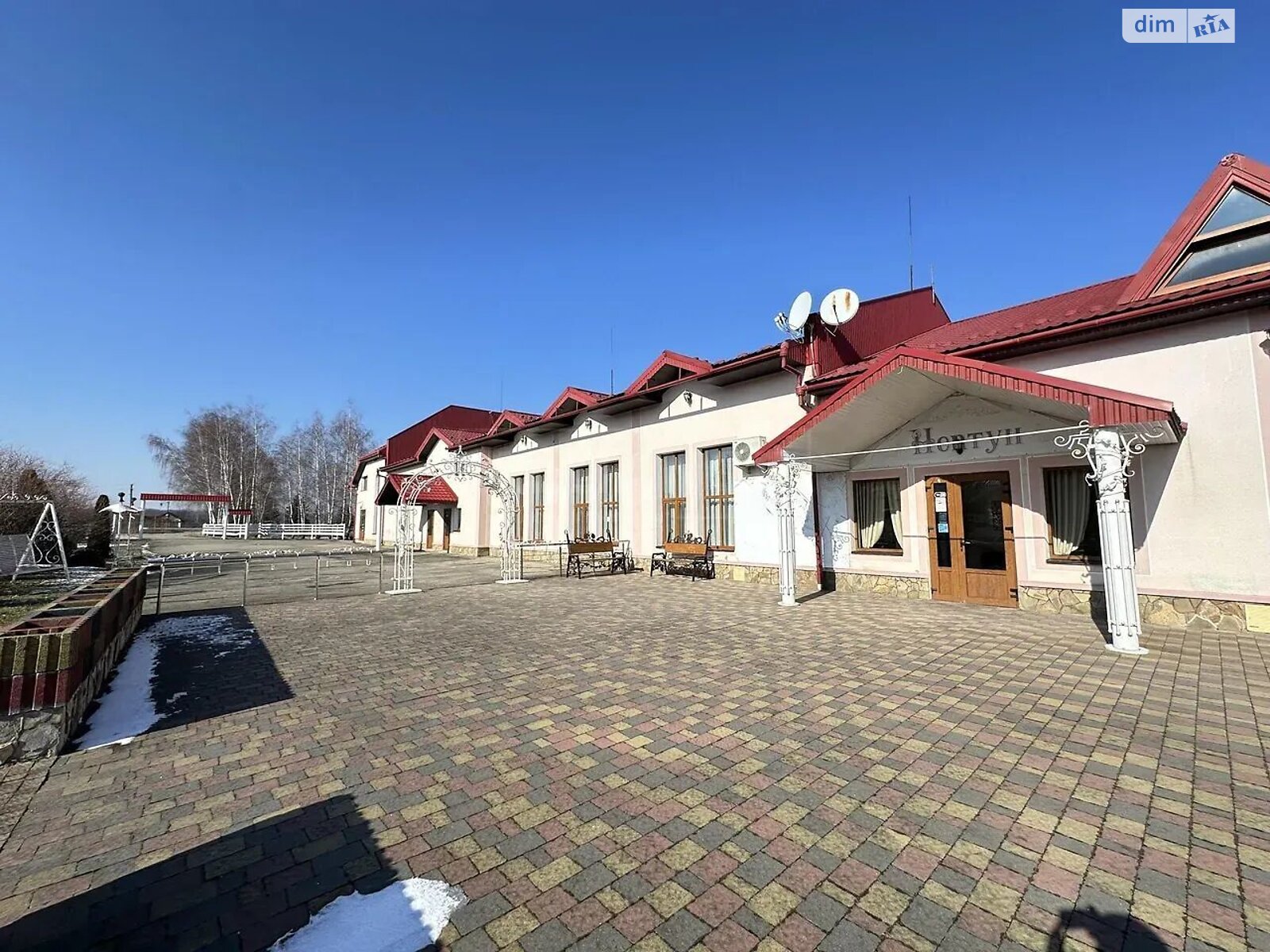 Комерційне приміщення в Старих Кривотулях, пархоменка, ціна продажу: 350 000 доларів за об’єкт фото 1 Комерційне приміщення в Старих Кривотулях, пархоменка, ціна продажу: 350 000 доларів за об’єкт фото 1