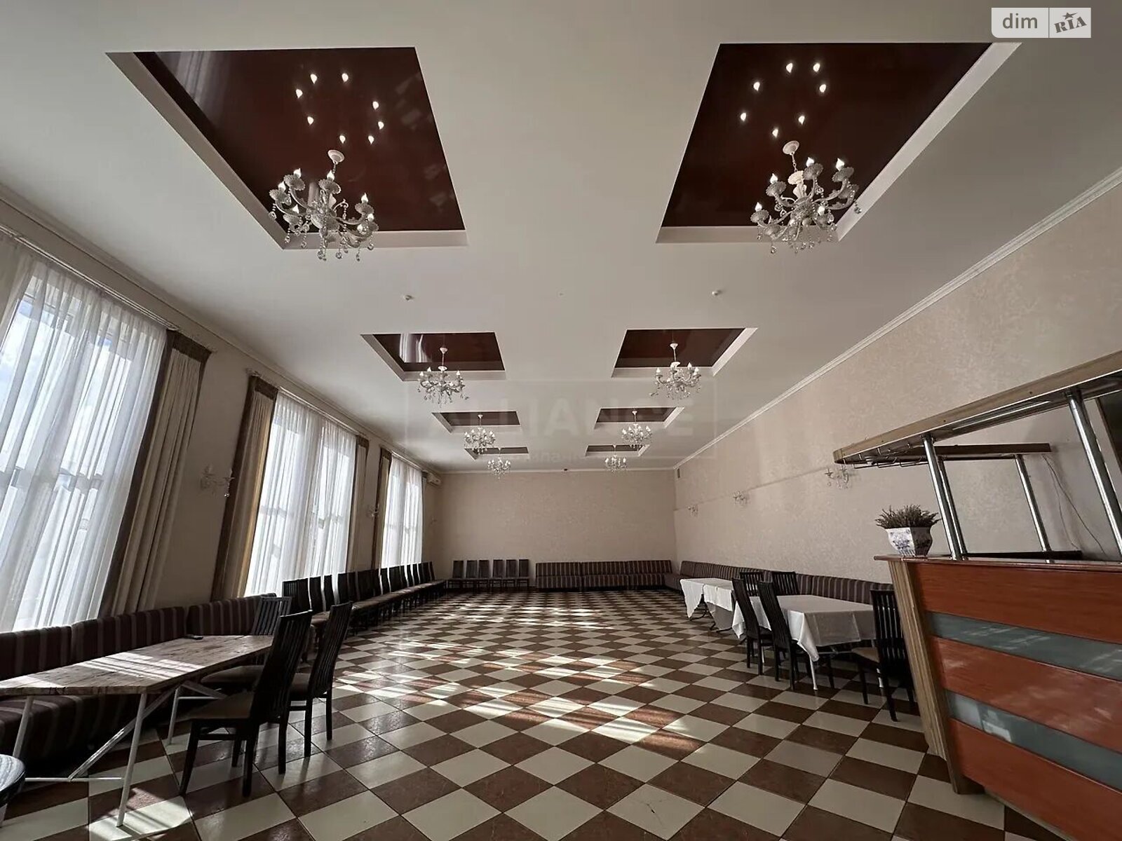 Комерційне приміщення в Старих Кривотулях, пархоменка, ціна продажу: 350 000 доларів за об’єкт фото 1 Комерційне приміщення в Старих Кривотулях, пархоменка, ціна продажу: 350 000 доларів за об’єкт фото 1