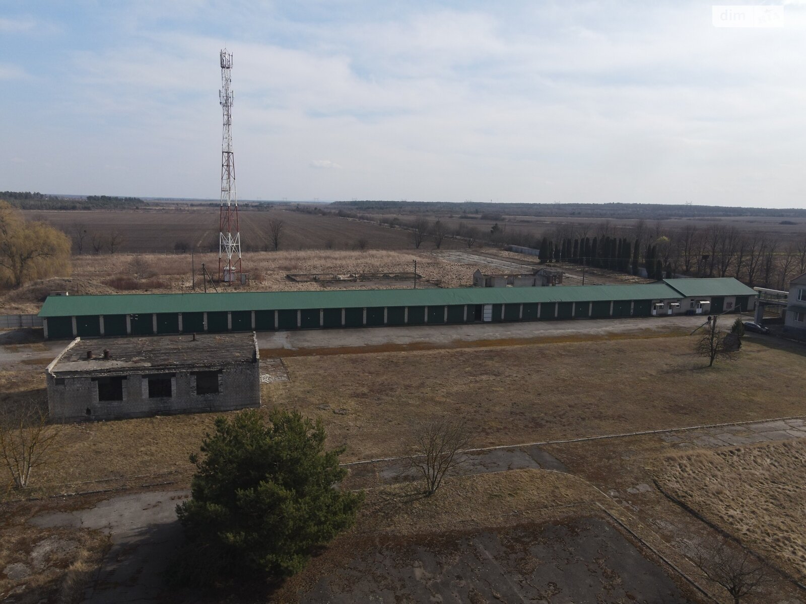 Коммерческое помещение в Стрептове, Слободы улица 73, цена: продажи 1 899 000 долларов за объект фото 1 Коммерческое помещение в Стрептове, Слободы улица 73, цена продажи: 1 899 000 долларов за объект фото 1