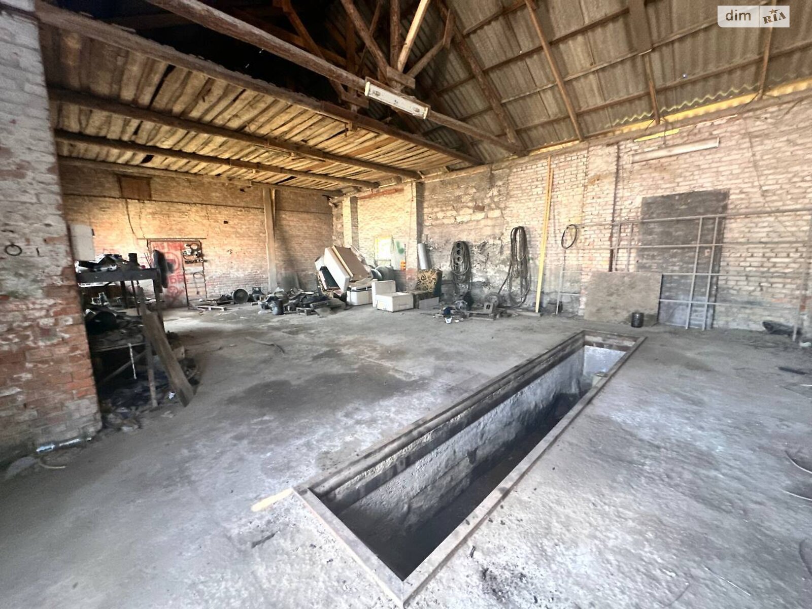 Комерційне приміщення в Стрижавці, Будівельна вулиця 1, ціна продажу: 600 000 доларів за об’єкт фото 1