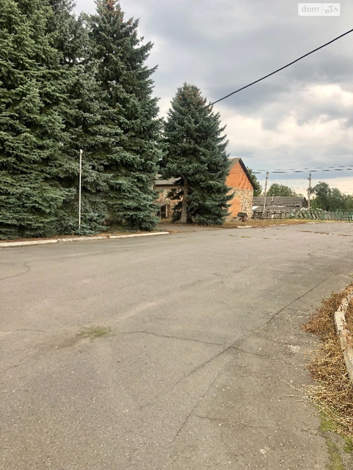 Коммерческое помещение в Сутисках, Первомайская улица, цена: продажи 315 000 долларов за объект фото 1 Коммерческое помещение в Сутисках, Первомайская улица, цена продажи: 315 000 долларов за объект фото 1