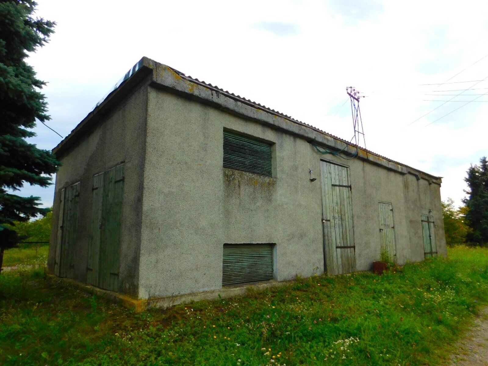 Коммерческое помещение в Сутисках, Первомайская улица, цена: продажи 315 000 долларов за объект фото 1 Коммерческое помещение в Сутисках, Первомайская улица, цена продажи: 315 000 долларов за объект фото 1