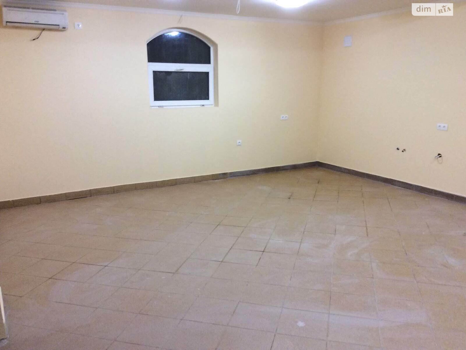 Комерційне приміщення в Сваляві, продаж по Київська вулиця 8, район Свалява, ціна: 250 000 доларів за об’єкт фото 1