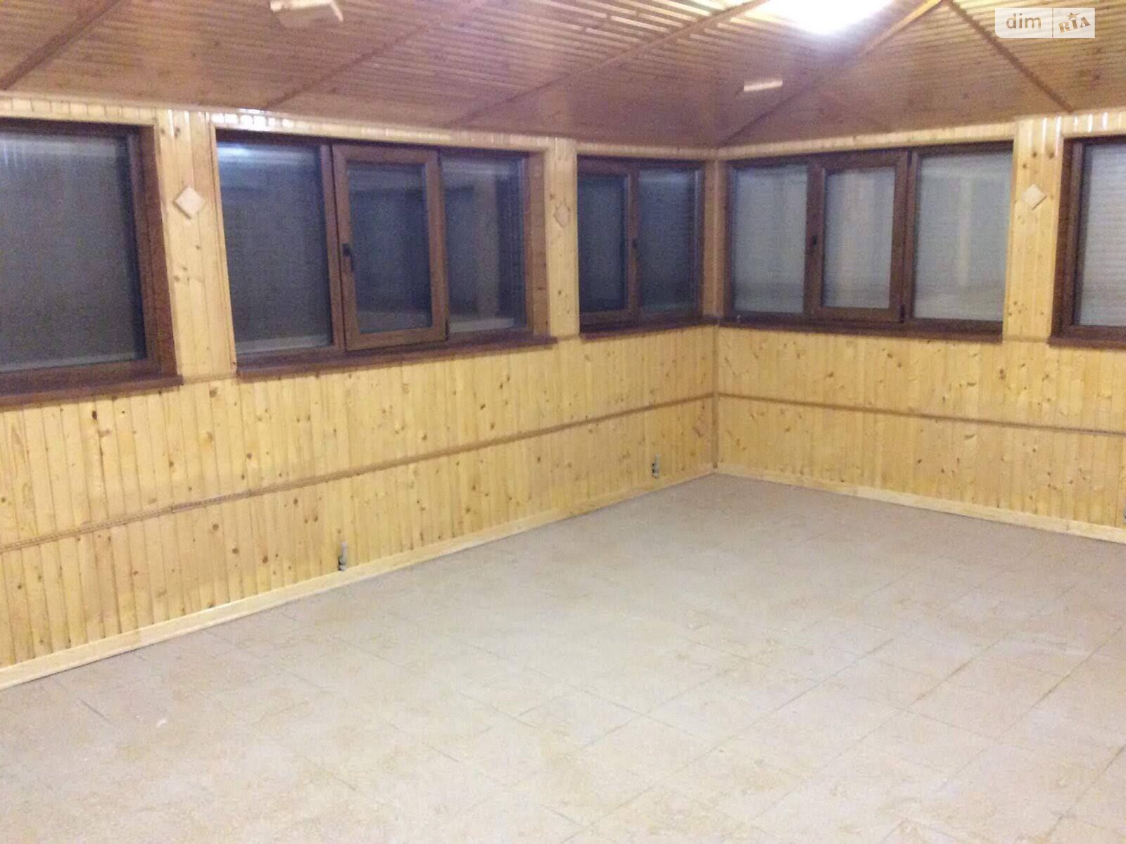 Комерційне приміщення в Сваляві, продаж по Київська вулиця 8, район Свалява, ціна: 250 000 доларів за об’єкт фото 1