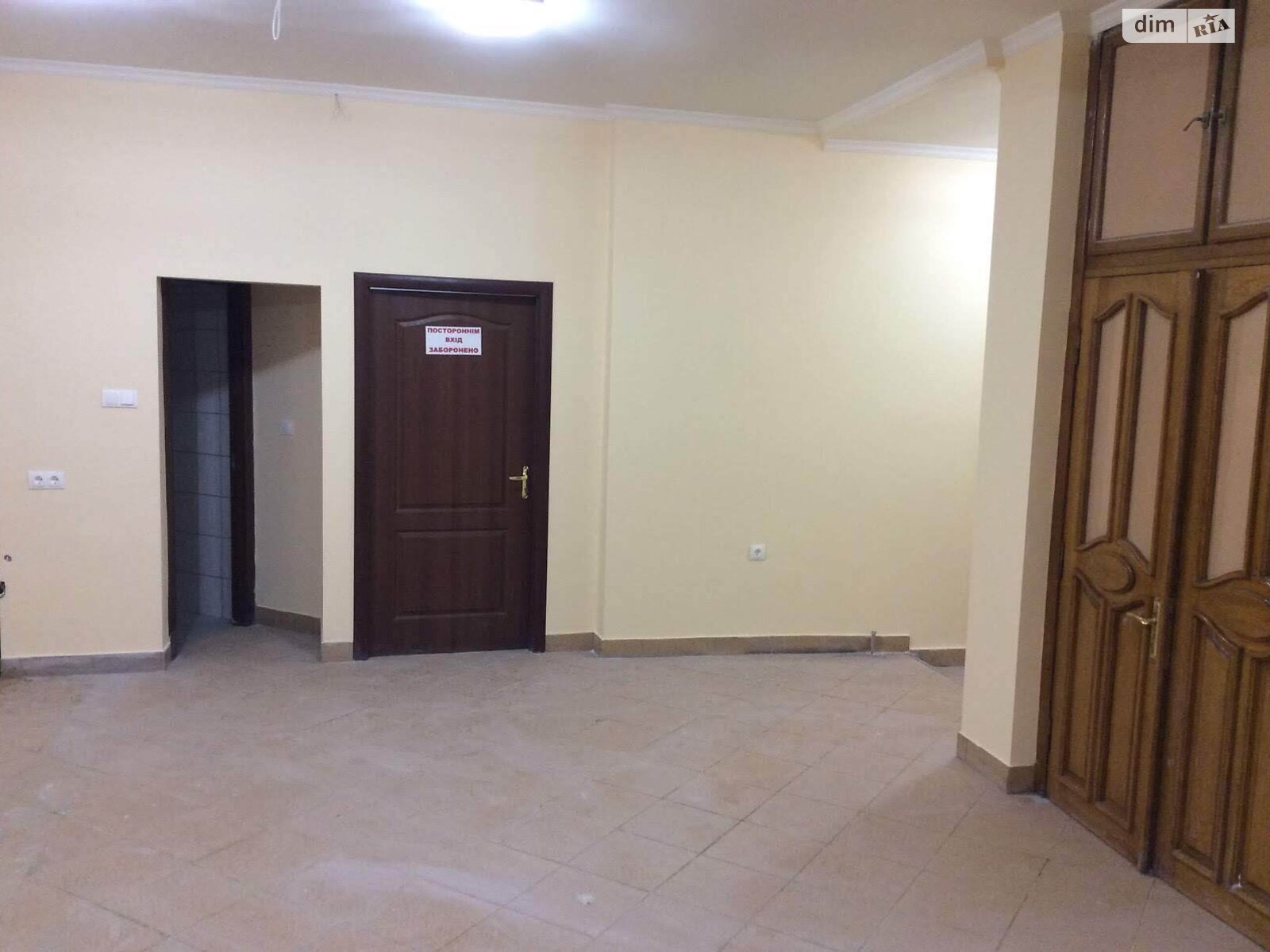 Комерційне приміщення в Сваляві, продаж по Київська вулиця 8, район Свалява, ціна: 250 000 доларів за об’єкт фото 1