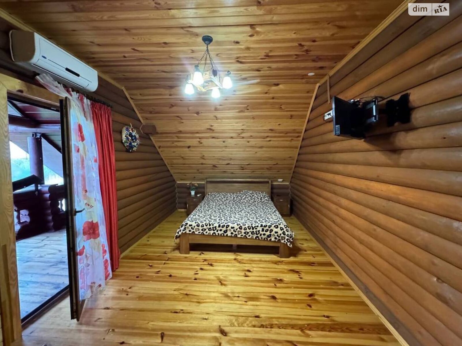 Коммерческое помещение в Свитязе, Луговая улица, цена: продажи 400 000 долларов за объект фото 1 Коммерческое помещение в Свитязе, Луговая улица, цена продажи: 400 000 долларов за объект фото 1