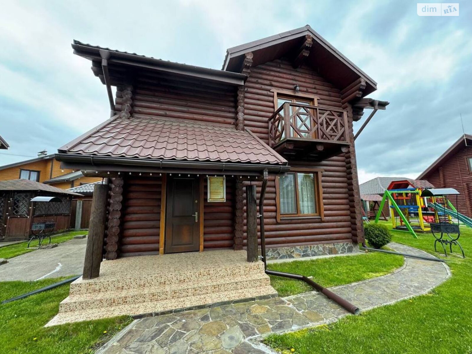 Коммерческое помещение в Свитязе, Луговая улица, цена: продажи 400 000 долларов за объект фото 1 Коммерческое помещение в Свитязе, Луговая улица, цена продажи: 400 000 долларов за объект фото 1
