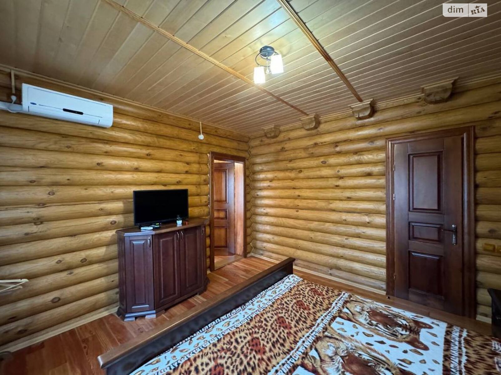 Коммерческое помещение в Свитязе, Луговая улица, цена: продажи 400 000 долларов за объект фото 1 Коммерческое помещение в Свитязе, Луговая улица, цена продажи: 400 000 долларов за объект фото 1