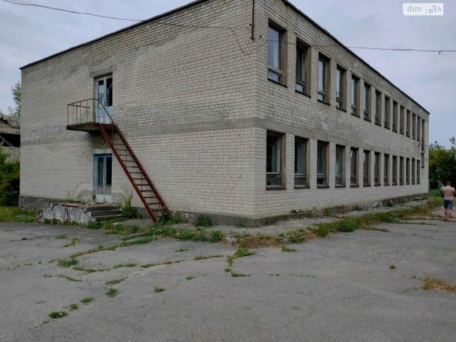 Комерційне приміщення в Таращі, продаж по Садова вулиця 28, район Тараща, ціна: 120 000 доларів за об’єкт фото 1 Комерційне приміщення в Таращі, продаж по Садова вулиця 28, район Тараща, ціна: 120 000 доларів за об’єкт фото 1