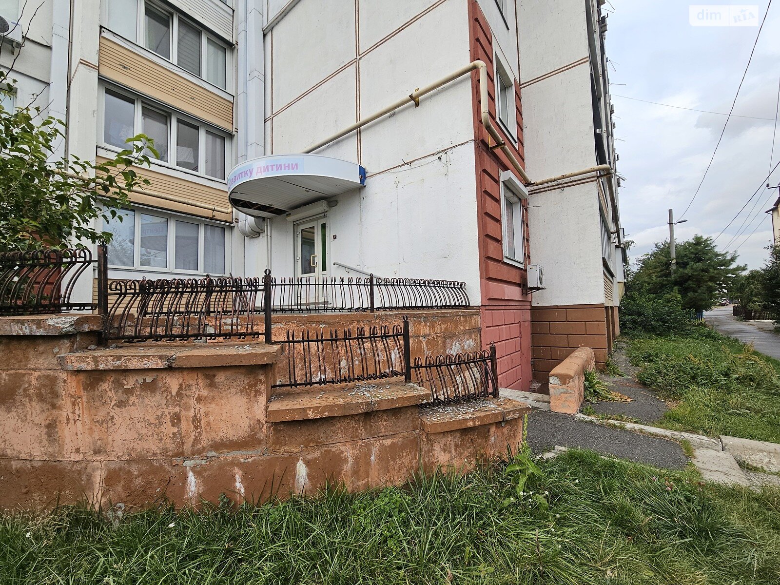 Коммерческое помещение в Тарасовке, Шевченко улица 11, цена: продажи 49 000 долларов за объект фото 1 Коммерческое помещение в Тарасовке, Шевченко улица 11, цена продажи: 49 000 долларов за объект фото 1
