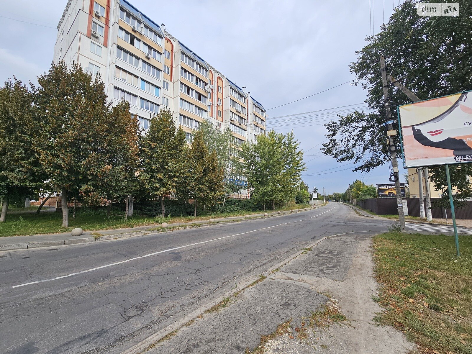 Коммерческое помещение в Тарасовке, Шевченко улица 11, цена: продажи 49 000 долларов за объект фото 1 Коммерческое помещение в Тарасовке, Шевченко улица 11, цена продажи: 49 000 долларов за объект фото 1
