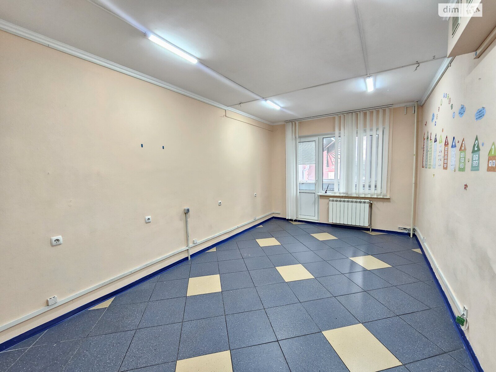 Коммерческое помещение в Тарасовке, Шевченко улица 11, цена: продажи 49 000 долларов за объект фото 1 Коммерческое помещение в Тарасовке, Шевченко улица 11, цена продажи: 49 000 долларов за объект фото 1