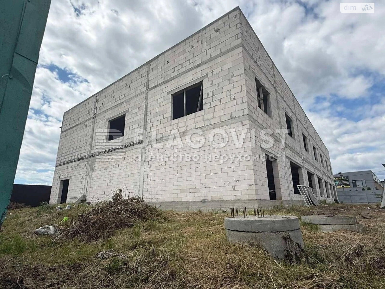 Коммерческое помещение в Тарасовке, продажа по Весенняя улица 1, цена: 330 000 долларов за объект фото 1 Коммерческое помещение в Тарасовке, продажа по Весенняя улица 1, цена: 330 000 долларов за объект фото 1
