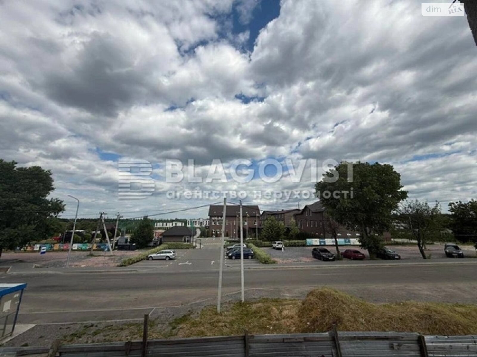 Коммерческое помещение в Тарасовке, продажа по Весенняя улица 1, цена: 330 000 долларов за объект фото 1 Коммерческое помещение в Тарасовке, продажа по Весенняя улица 1, цена: 330 000 долларов за объект фото 1