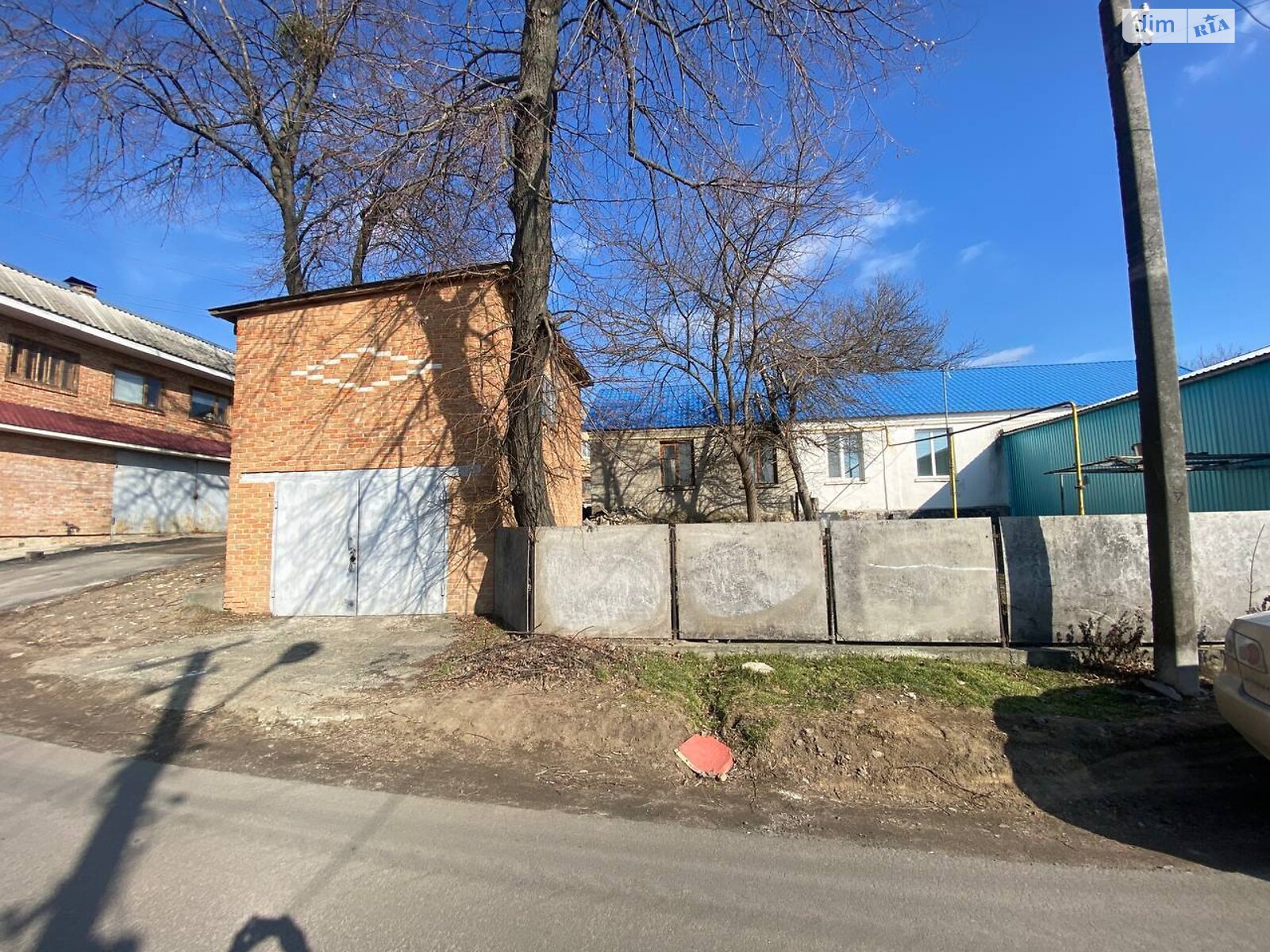 Коммерческое помещение в Теплике, В. Стуса (Стуса) улица 4А, цена: продажи 12 500 долларов за объект фото 1 Коммерческое помещение в Теплике, В. Стуса (Стуса) улица 4А, цена продажи: 12 500 долларов за объект фото 1