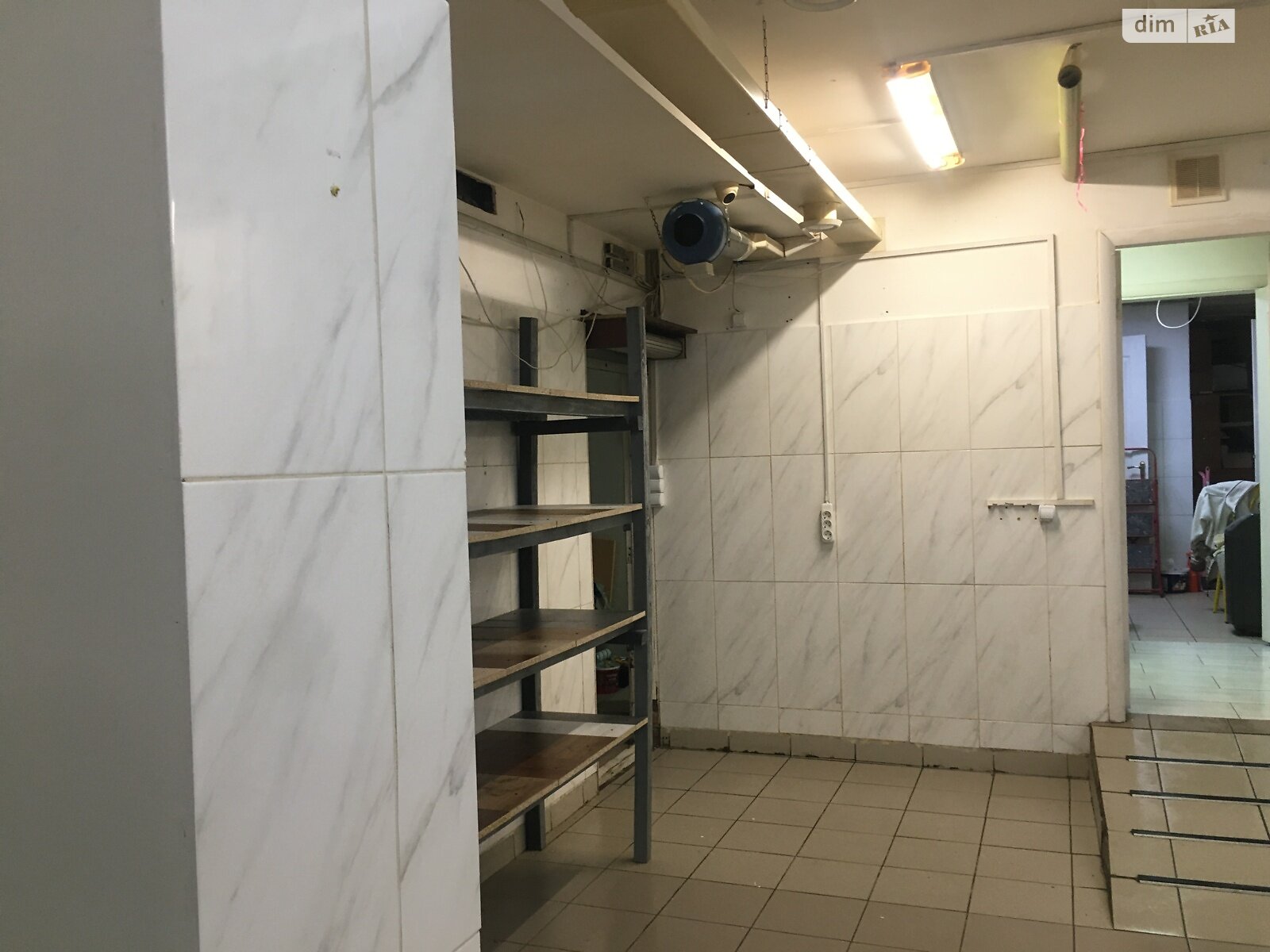 Комерційне приміщення в Тернополі, продаж по Курбаса Леся вулиця 2, район Аляска, ціна: 160 000 доларів за об’єкт фото 1 Комерційне приміщення в Тернополі, продаж по Курбаса Леся вулиця 2, район Аляска, ціна: 160 000 доларів за об’єкт фото 1