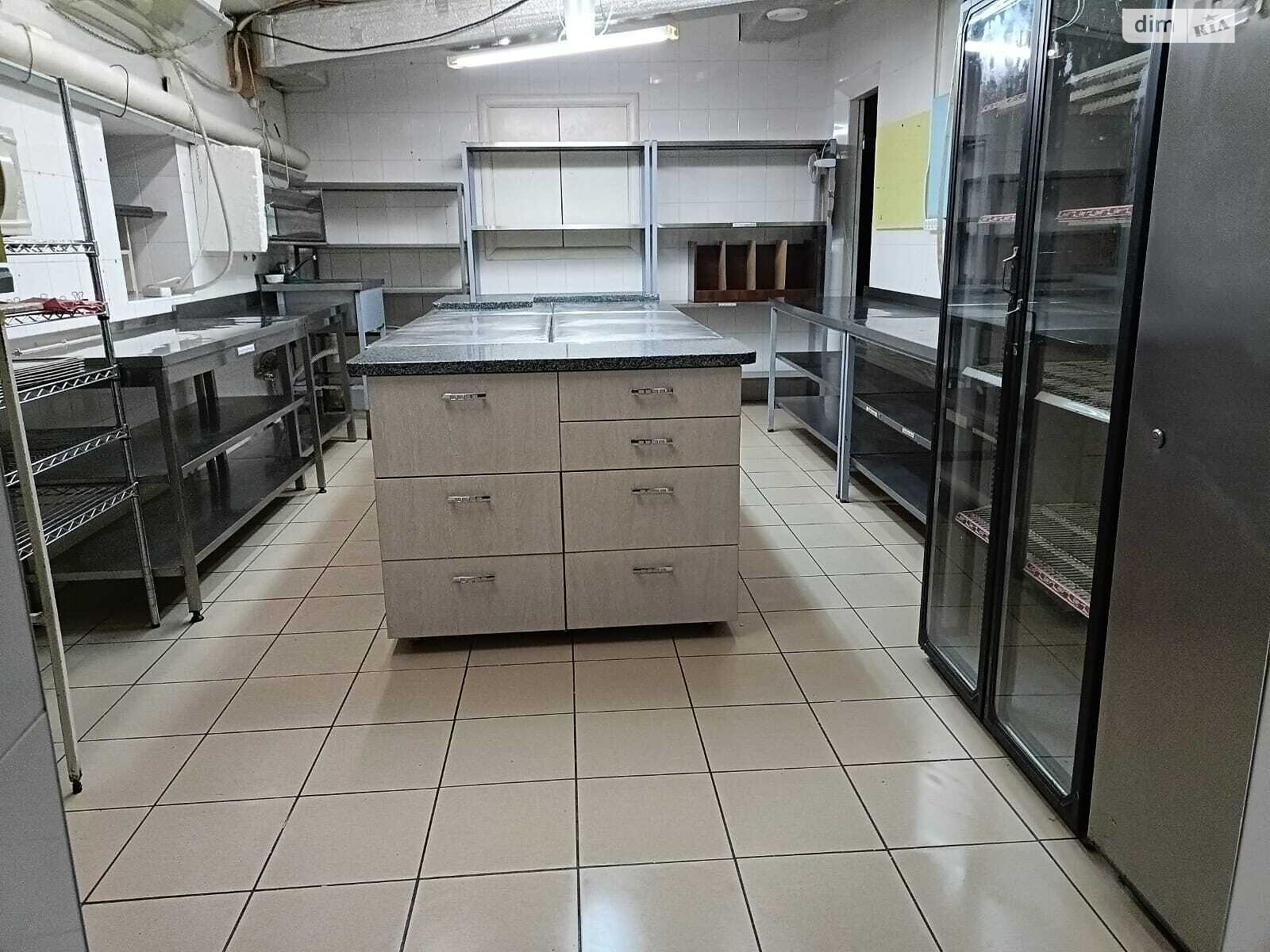 Комерційне приміщення в Тернополі, продаж по Курбаса Леся вулиця, район Аляска, ціна: 160 000 доларів за об’єкт фото 1 Комерційне приміщення в Тернополі, продаж по Курбаса Леся вулиця, район Аляска, ціна: 160 000 доларів за об’єкт фото 1